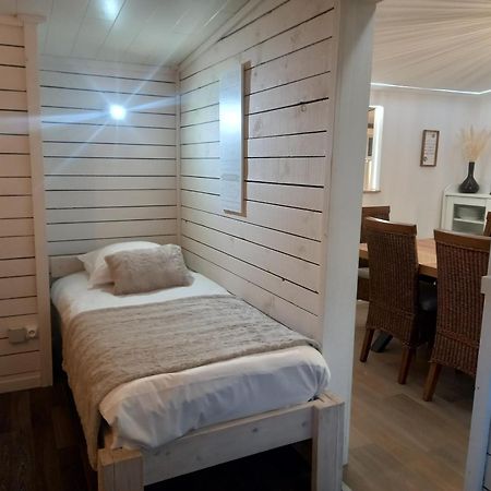 로버트빌 Le Chalet Du Lac 빌라 외부 사진