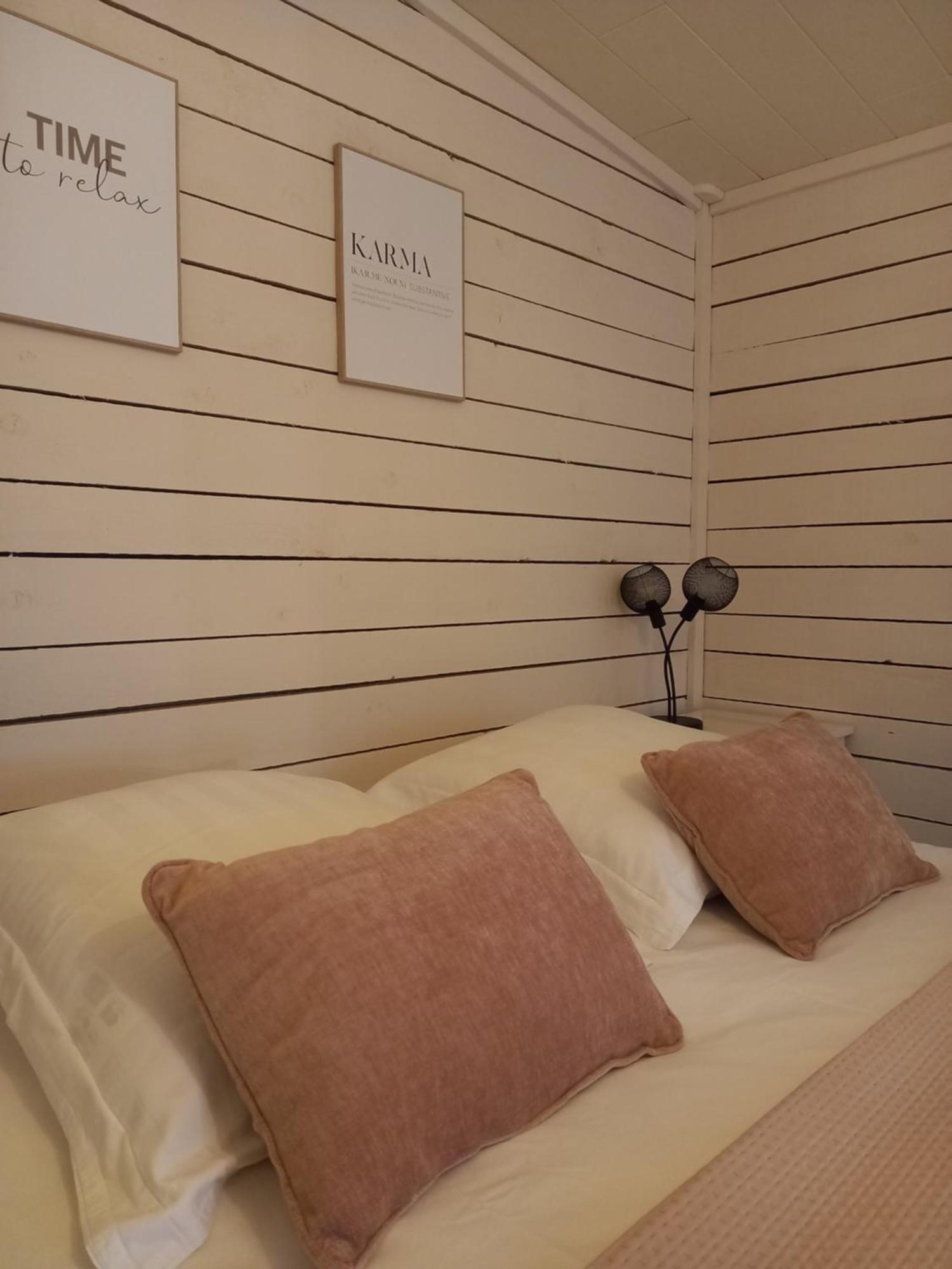 로버트빌 Le Chalet Du Lac 빌라 외부 사진